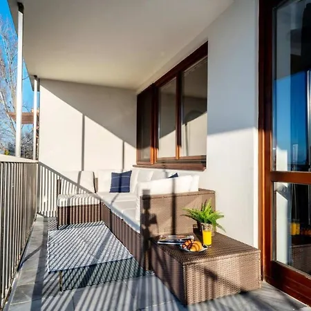 Feriehus Toparti Villa, Koezvetlen Vizkapcsolattal Siófok