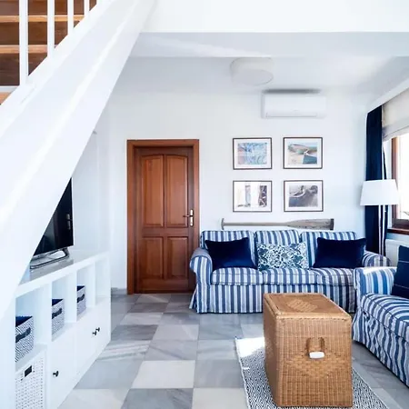 Feriehus Toparti Villa, Koezvetlen Vizkapcsolattal Siófok