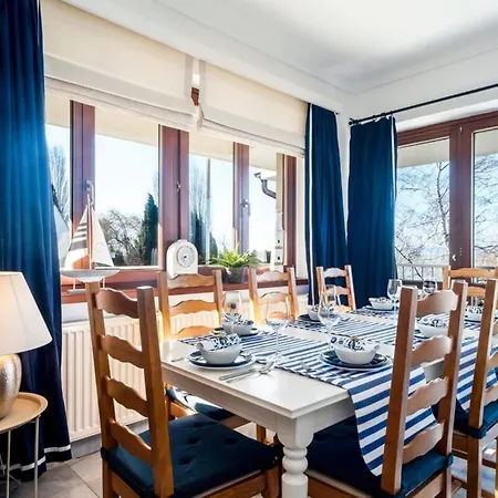 Feriehus Toparti Villa, Koezvetlen Vizkapcsolattal Siófok