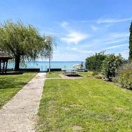 Σπίτι διακοπών Toparti Villa, Koezvetlen Vizkapcsolattal *